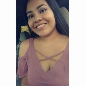 Meet your Posher, Yuridia